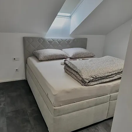 Rybarska Restaurace A U Horaku Gasthuis 3*