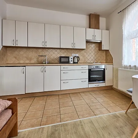 Konukevi Rybarska Restaurace A U Horaku 3*