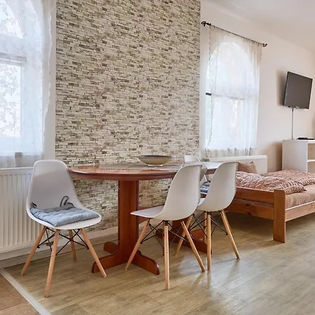 Rybarska Restaurace A U Horaku 3*