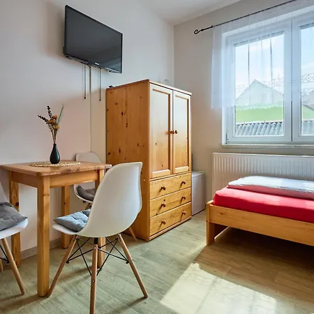 Rybarska Restaurace A U Horaku 3*